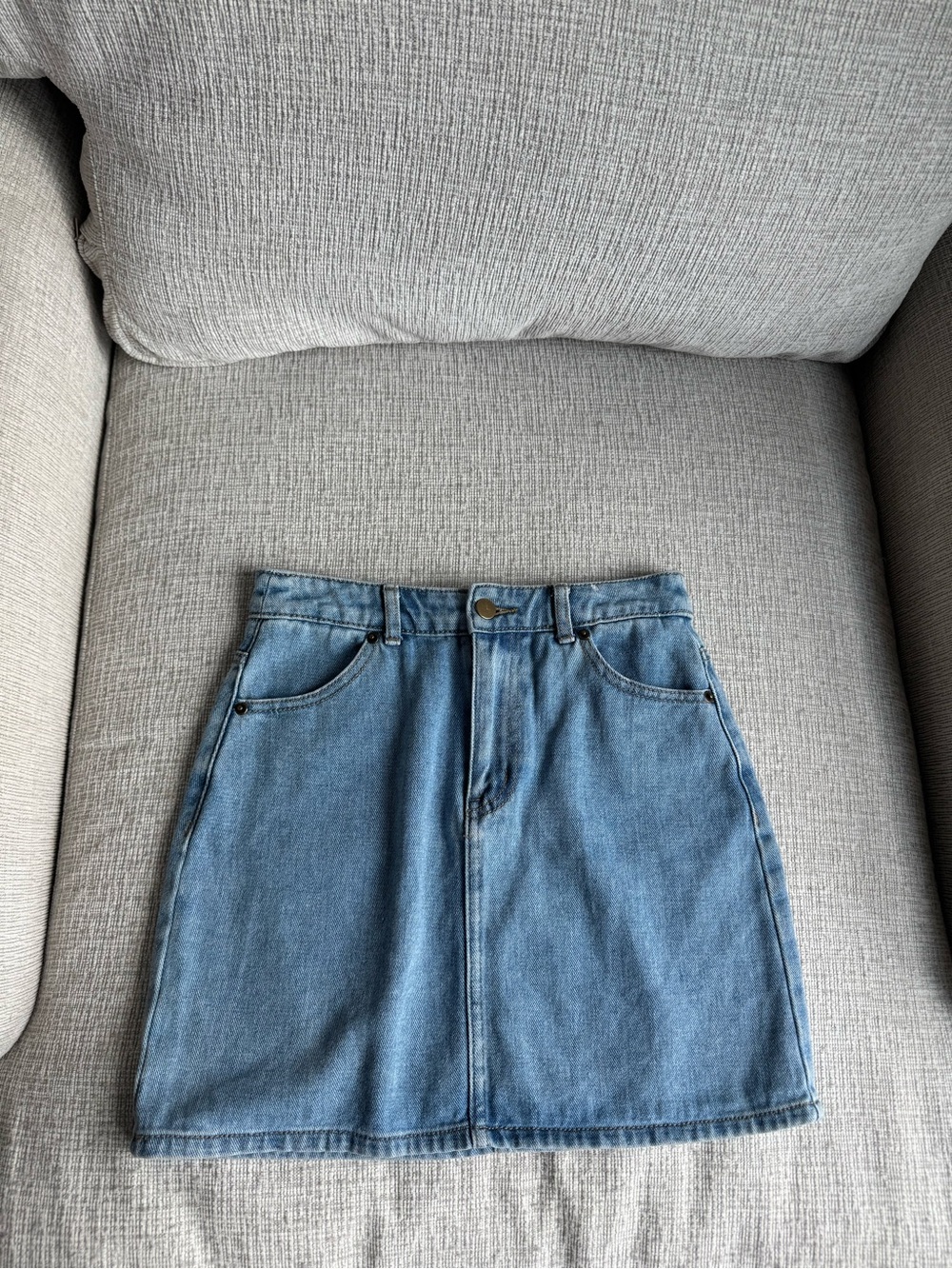 Forever 21 Light Wash Denim Mini Skirt
